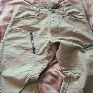 G-Star, Size 38, Military Green